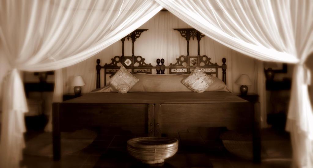 Amani Beach Resort Kutani Room photo